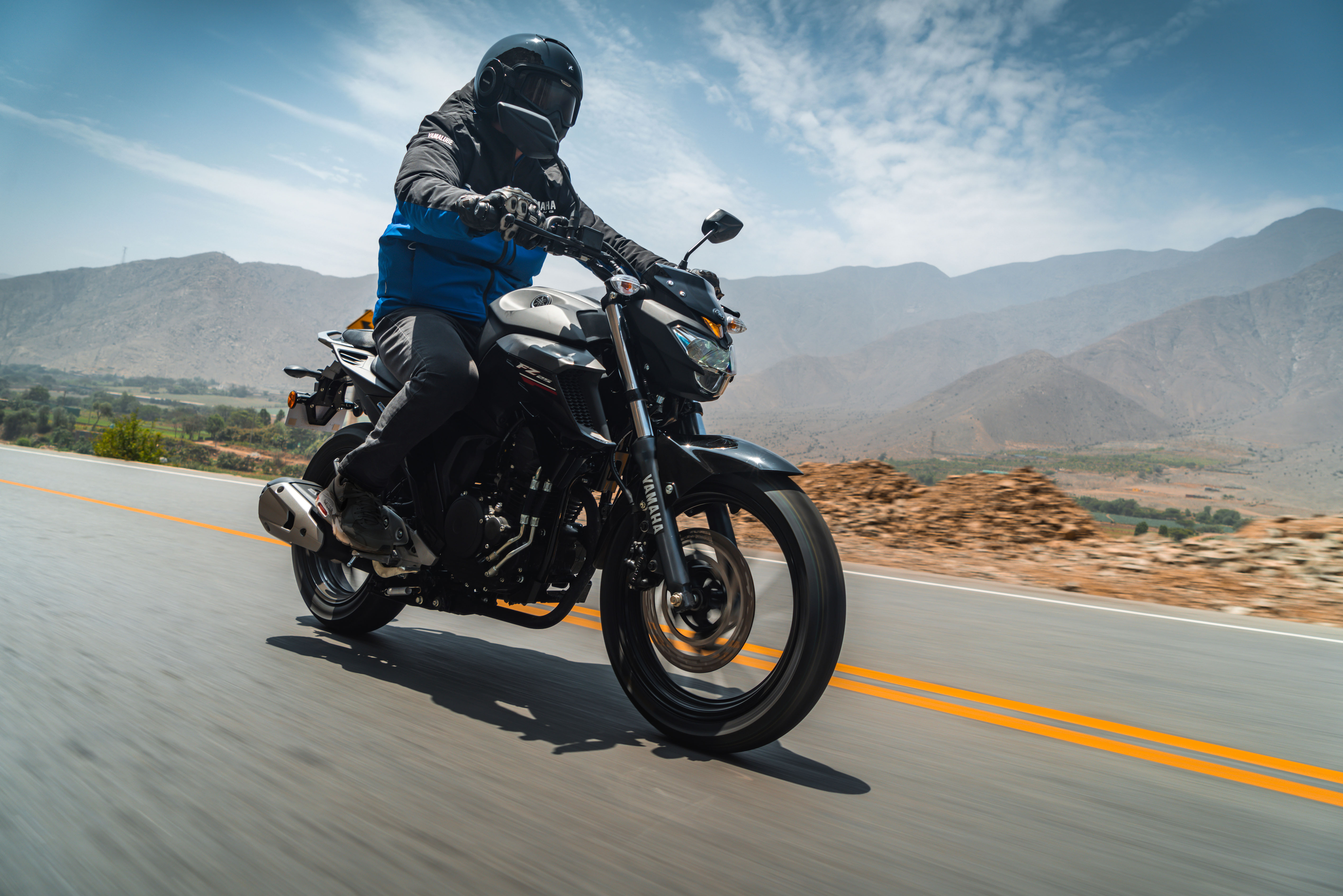 Semana Santa: ¿Cómo viajar con tu moto por rutas extremas?